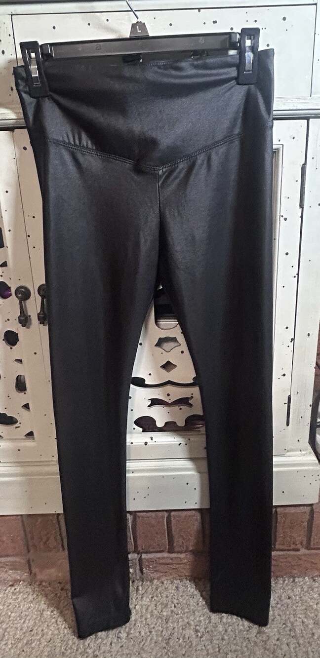 Buddy Love Black Shiny High Waisted Leggings Women’s Medium Stretch Pants